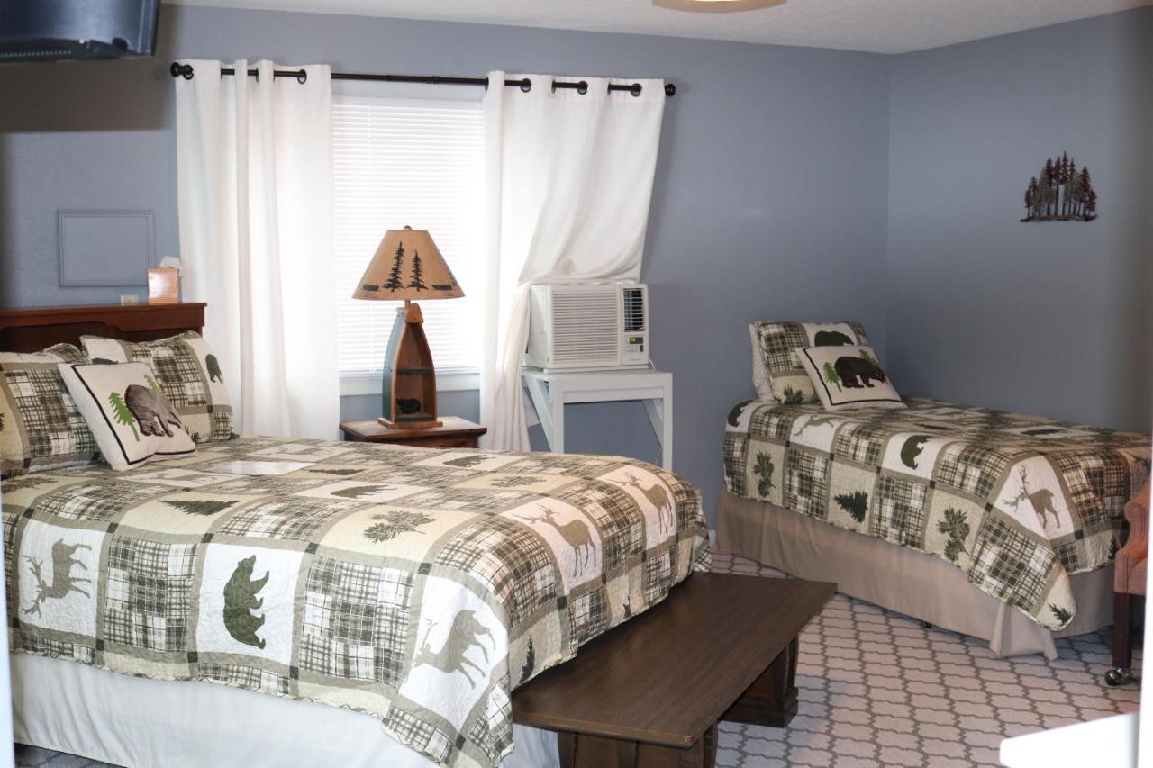 Moose Creek Resort Уэст-Глейшер Экстерьер фото